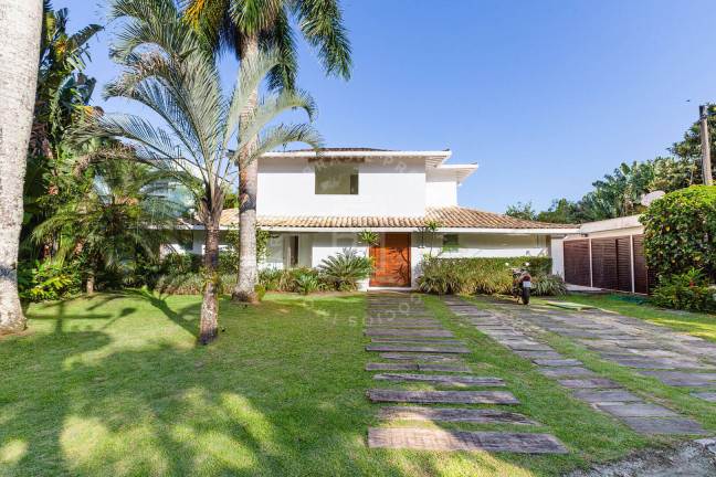 Casa com 5 Quartos à Venda, 2 m² em Mangaratiba - Mangaratiba