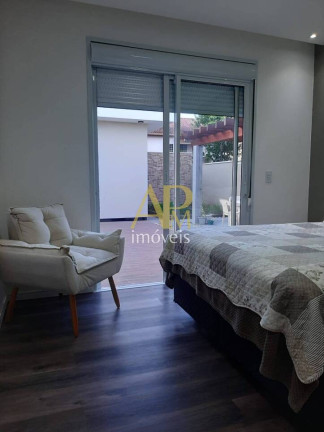 Imagem Casa com 3 Quartos à Venda, 163 m² em Pedra Branca - Palhoça Imagem Casa com 3 Quartos à Venda, 163 m² em Pedra Branca - Palhoça