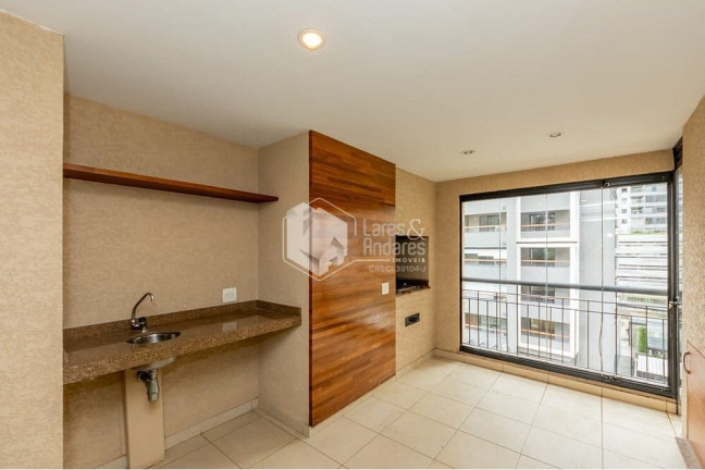 Imagem Apartamento com 3 Quartos à Venda, 218 m² em Brooklin Paulista - São Paulo Imagem Apartamento com 3 Quartos à Venda, 218 m² em Brooklin Paulista - São Paulo