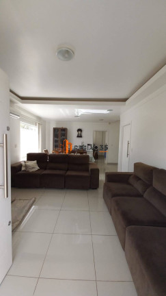 Imagem Casa com 3 Quartos à Venda, 280 m² em Chácara Dos Cravos - Poços De Caldas Imagem Casa com 3 Quartos à Venda, 280 m² em Chácara Dos Cravos - Poços De Caldas