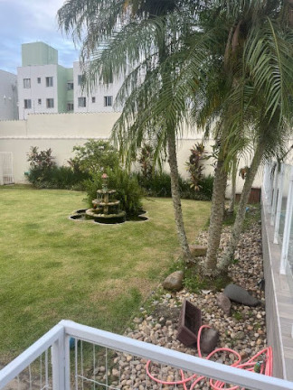 Imagem Casa com 3 Quartos à Venda, 288 m² em Cento  - Tijucas