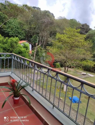 Imagem Imóvel com 3 Quartos à Venda, 2.100 m² em Pq Petropólis - Mairiporã Imagem Imóvel com 3 Quartos à Venda, 2.100 m² em Pq Petropólis - Mairiporã