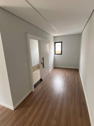 Imagem Sobrado com 3 Quartos à Venda, 841 m² em Jardim Portal Das Flores - Arapongas