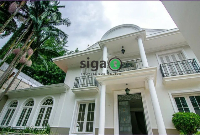 Casa com 4 Quartos para Alugar, 1.080 m² em Jardim América - São Paulo