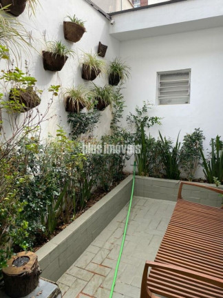 Imagem Casa com 3 Quartos à Venda, 100 m² em Pinheiros - São Paulo Imagem Casa com 3 Quartos à Venda, 100 m² em Pinheiros - São Paulo