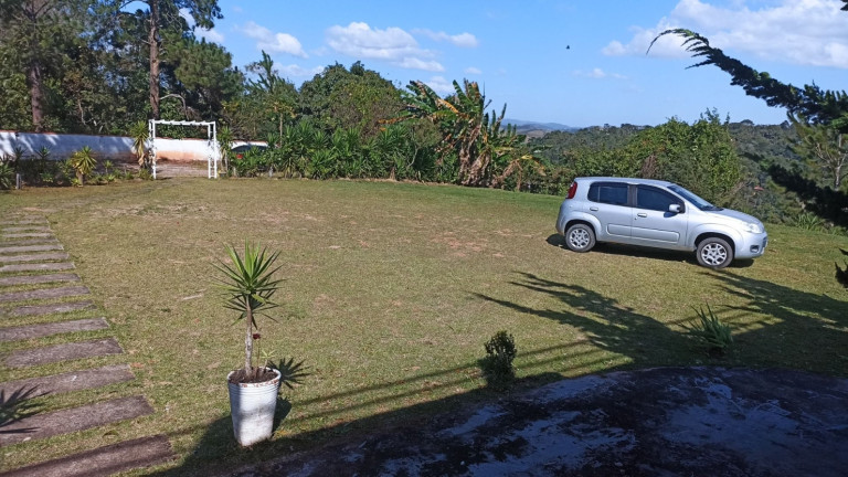 Imagem Casa com 1 Quarto à Venda, 200 m² em Canaã I - Jambeiro Imagem Casa com 1 Quarto à Venda, 200 m² em Canaã I - Jambeiro