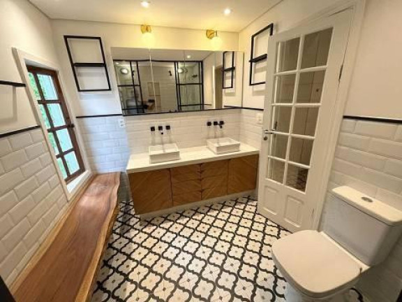 Imagem Casa com 2 Quartos à Venda, 301 m² em Jardim Paulista - São Paulo