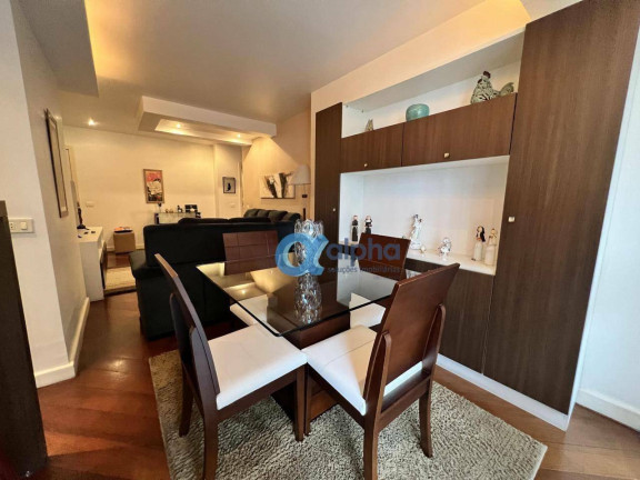 Imagem Apartamento com 3 Quartos à Venda, 135 m² em Centro - Petrópolis Imagem Apartamento com 3 Quartos à Venda, 135 m² em Centro - Petrópolis