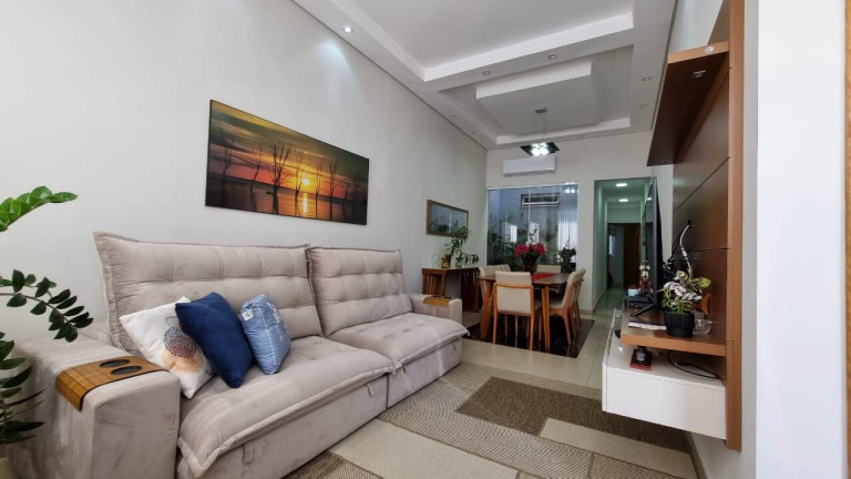 Imagem Casa com 3 Quartos à Venda, 200 m² em Wanel Ville - Sorocaba Imagem Casa com 3 Quartos à Venda, 200 m² em Wanel Ville - Sorocaba