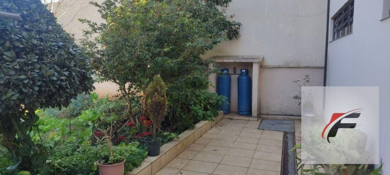 Imagem Sobrado com 4 Quartos à Venda, 330 m² em Capão Raso - Curitiba Imagem Sobrado com 4 Quartos à Venda, 330 m² em Capão Raso - Curitiba