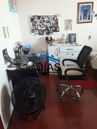 Imagem Casa com 3 Quartos à Venda, 210 m² em Jardim Botânico - Araraquara