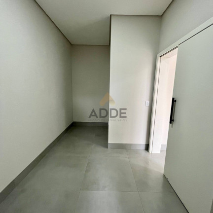 Imagem Casa com 3 Quartos à Venda, 405 m² em Green Park - Sorriso