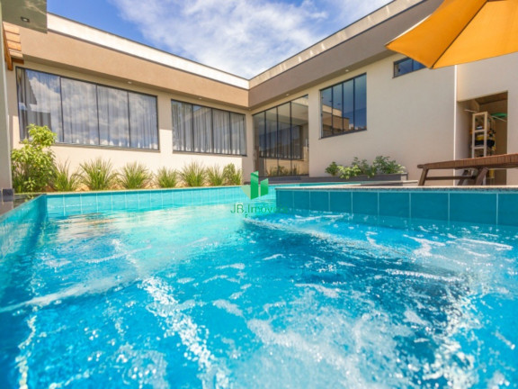 Imóvel com 3 Quartos para Alugar ou Temporada, 10 m² em Condomínio Marinas Di Caldas - Caldas Novas