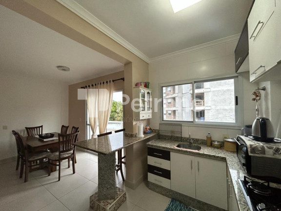 Imagem Apartamento com 2 Quartos à Venda, 78 m² em Palmas - Governador Celso Ramos