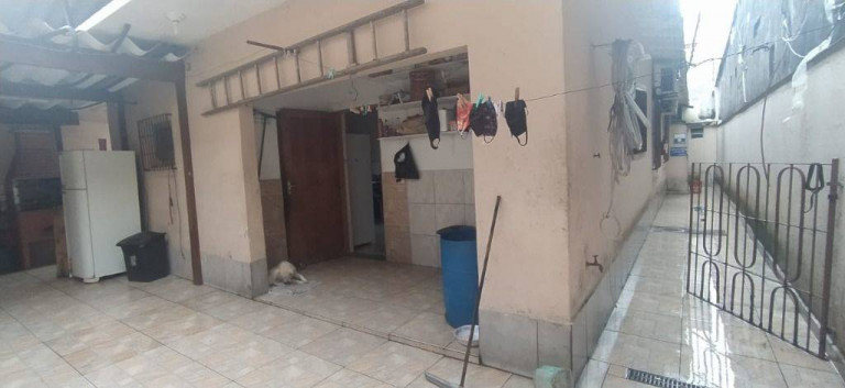 Imagem Casa com 4 Quartos à Venda ou Locação, 200 m² em Boqueirão - Praia Grande Imagem Casa com 4 Quartos à Venda ou Locação, 200 m² em Boqueirão - Praia Grande