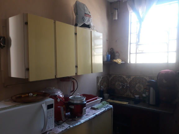 Imagem Casa com 4 Quartos à Venda, 150 m² em R$380.000,00  //  Carlos Prates - Belo Horizonte