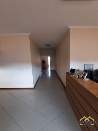 Imagem Imóvel com 3 Quartos à Venda, 300 m² em Jardim Santa Teresa - Jundiaí