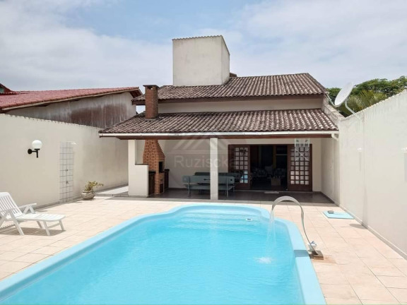 Imagem Casa com 5 Quartos à Venda, 370 m² em Nova Itanhaém - Itanhaém Imagem Casa com 5 Quartos à Venda, 370 m² em Nova Itanhaém - Itanhaém