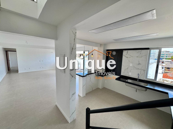 Apartamento com 3 Quartos à Venda, 180 m² em Vila Nova - Cabo Frio