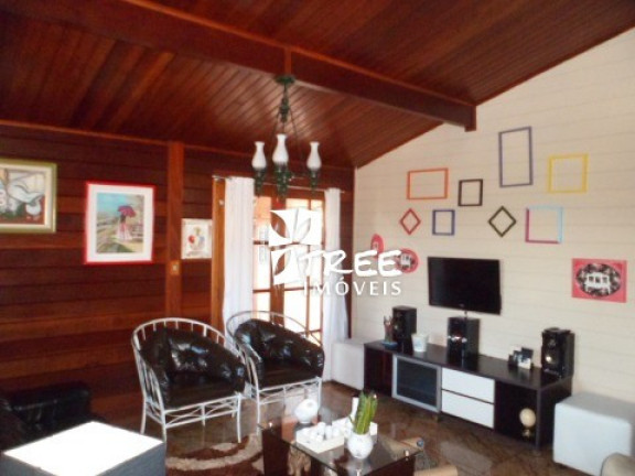 Imagem Imóvel com 3 Quartos à Venda, 240 m² em Jardim Santo Antônio - Arujá