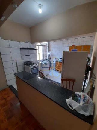 Imagem Apartamento com 4 Quartos à Venda, 77 m² em Centro - Londrina