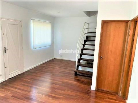 Imagem Casa com 3 Quartos à Venda, 122 m² em Vila Madalena - São Paulo Imagem Casa com 3 Quartos à Venda, 122 m² em Vila Madalena - São Paulo