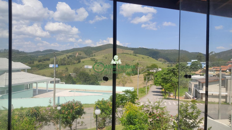 Imagem Casa com 4 Quartos à Venda, 230 m² em Centro - Jambeiro