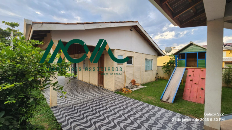 Imagem Casa com 4 Quartos para Alugar, 141 m² em Farol Do Itapoá Ii - Itapoá