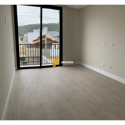Imagem Sobrado com 3 Quartos à Venda,  em Terras Altas - Camboriú