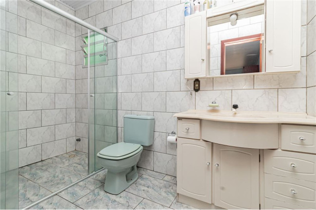Imagem Casa com 2 Quartos à Venda,  em Jardim Itu - Porto Alegre