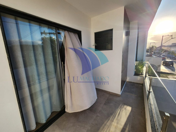 Imagem Casa com 4 Quartos à Venda, 209 m² em Novo Portinho - Cabo Frio