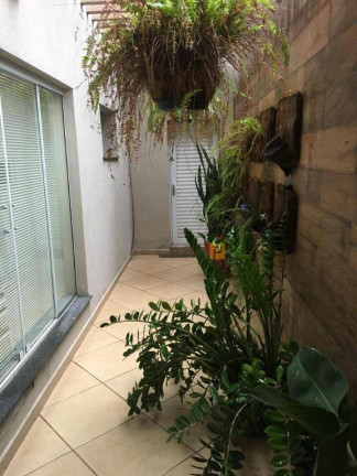 Imagem Casa com 3 Quartos à Venda, 230 m² em Parque Novo Mundo - Americana Imagem Casa com 3 Quartos à Venda, 230 m² em Parque Novo Mundo - Americana