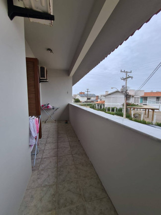 Imagem Casa com 3 Quartos à Venda, 110 m² em Centro - Xangri-lá