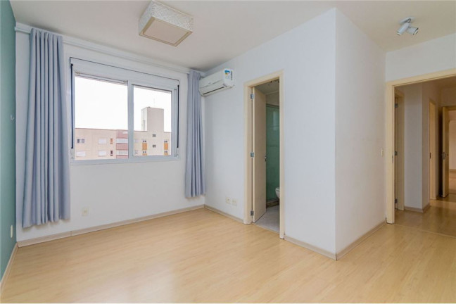 Imagem Apartamento com 3 Quartos à Venda, 90 m² em Menino Deus - Porto Alegre