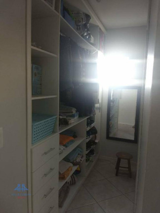 Imagem Casa com 3 Quartos à Venda, 250 m² em Carianos - Florianópolis