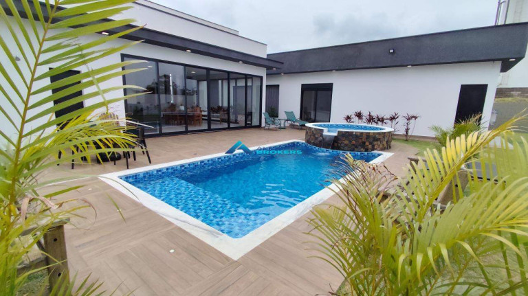 Casa com 3 Quartos à Venda, 340 m² em Caxambu - Jundiaí