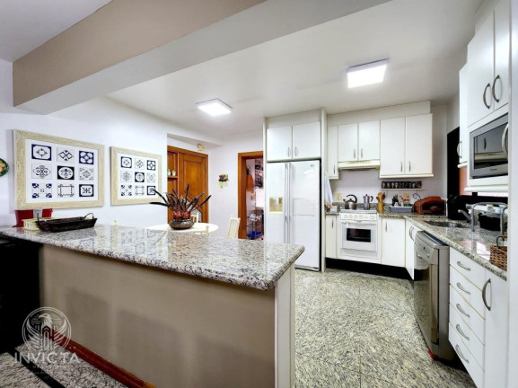 Imagem Apartamento com 3 Quartos à Venda, 211 m² em Centro - Balneário Camboriú Imagem Apartamento com 3 Quartos à Venda, 211 m² em Centro - Balneário Camboriú