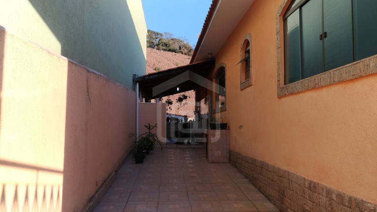 Imagem Casa com 3 Quartos à Venda, 195 m² em Residencial Rezende I - Bandeira Do Sul