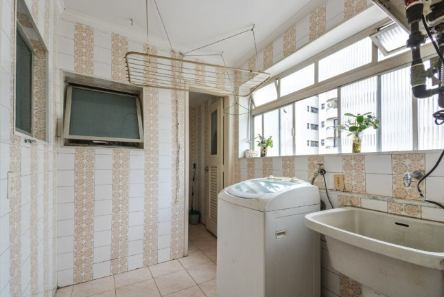 Imagem Apartamento com 3 Quartos à Venda, 135 m² em Moema - São Paulo