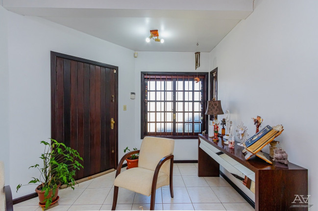 Imagem Casa com 4 Quartos à Venda, 210 m² em Niterói - Canoas