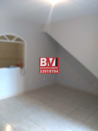 Imagem Casa com 2 Quartos à Venda, 100 m² em Jardim América - Rio De Janeiro Imagem Casa com 2 Quartos à Venda, 100 m² em Jardim América - Rio De Janeiro