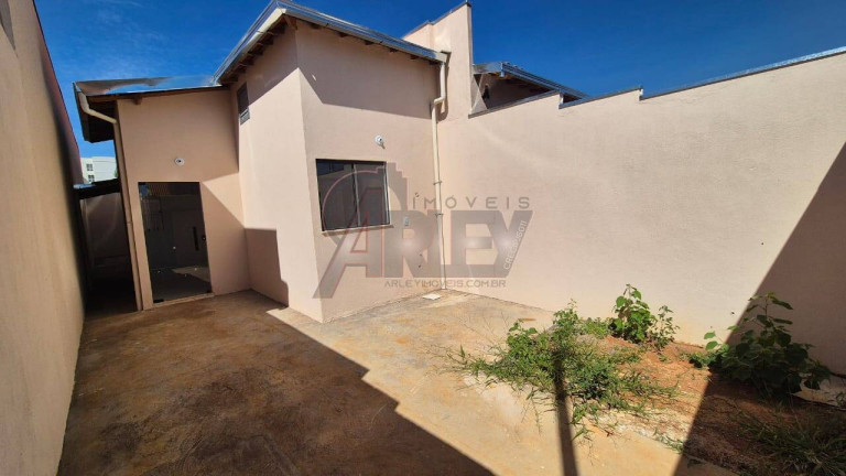 Casa com 3 Quartos à Venda, 100 m² em Dos Mangues - Montes Claros