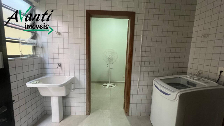 Imagem Sobrado com 3 Quartos à Venda, 260 m² em Boqueirão - Santos Imagem Sobrado com 3 Quartos à Venda, 260 m² em Boqueirão - Santos