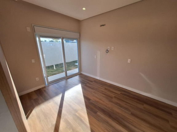 Imagem Casa com 3 Quartos à Venda, 301 m² em Alphaville Castelo - Itu Imagem Casa com 3 Quartos à Venda, 301 m² em Alphaville Castelo - Itu