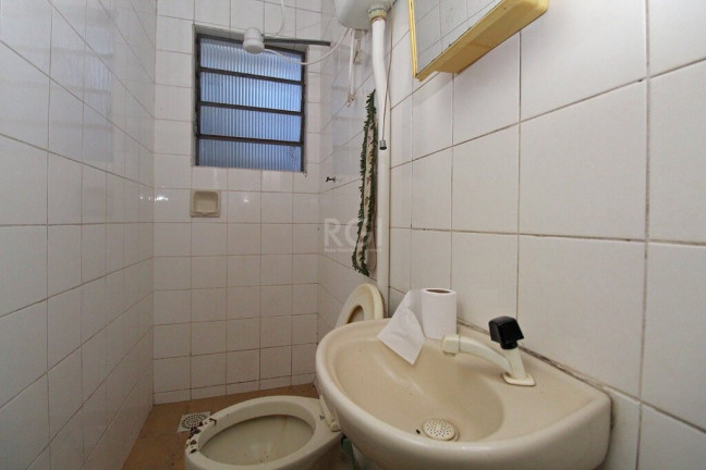 Imagem Casa com 4 Quartos à Venda, 300 m² em Glória - Porto Alegre