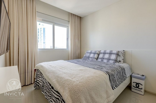 Imagem Apartamento com 4 Quartos à Venda, 170 m² em Barra Sul - Balneário Camboriú Imagem Apartamento com 4 Quartos à Venda, 170 m² em Barra Sul - Balneário Camboriú