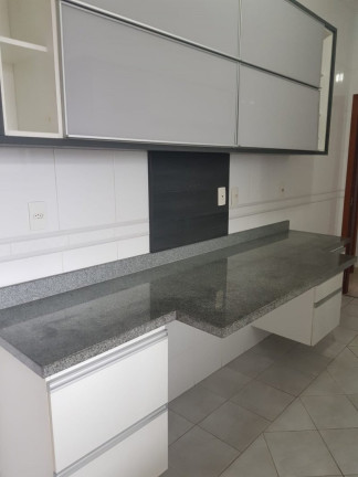 Imagem Apartamento com 3 Quartos à Venda, 130 m² em Gonzaga - Santos Imagem Apartamento com 3 Quartos à Venda, 130 m² em Gonzaga - Santos