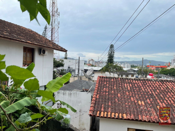 Imagem Casa com 2 Quartos à Venda, 480 m² em Estreito - Florianópolis Imagem Casa com 2 Quartos à Venda, 480 m² em Estreito - Florianópolis