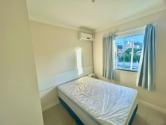 Imagem Apartamento com 2 Quartos para Temporada, 75 m² em Bombas - Bombinhas Imagem Apartamento com 2 Quartos para Temporada, 75 m² em Bombas - Bombinhas