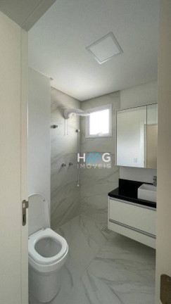 Imagem Apartamento com 3 Quartos à Venda, 216 m² em Perequê - Porto Belo Imagem Apartamento com 3 Quartos à Venda, 216 m² em Perequê - Porto Belo